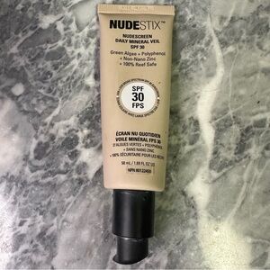 NudeStix Daily Mineral Veil Tan